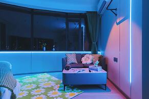 The Bund River Prologue Residence