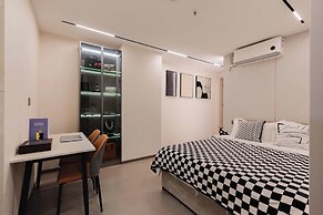 The Bund River Prologue Residence