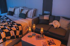 The Bund River Prologue Residence
