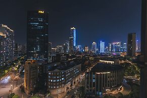 The Bund River Prologue Residence