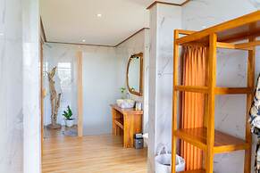 West Break Bali Medewi