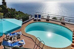 Villa Aquarela by Our Madeira