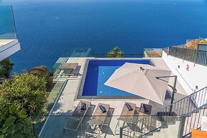 Villa Aquarela by Our Madeira