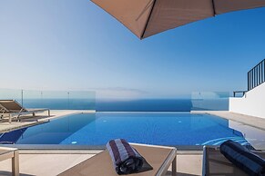 Villa Aquarela by Our Madeira