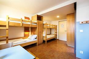 DJH Garmisch- Partenkirchen - Hostel