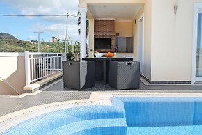 Villa Dilis by Our Madeira
