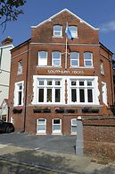 Southsea Rocks Hotel