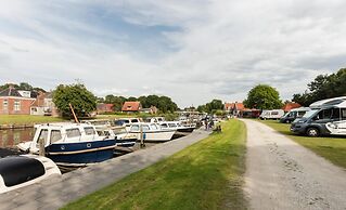 Hotel Marenland