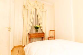 Charming Apartments near Hermitage