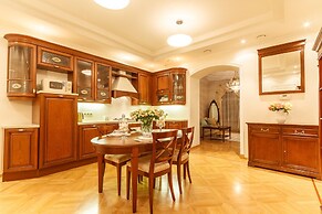 Charming Apartments near Hermitage