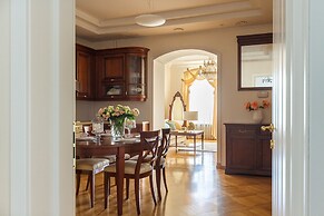 Charming Apartments near Hermitage