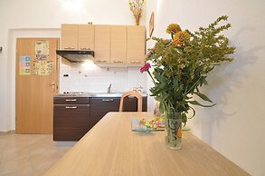 Bella Vista Apartments