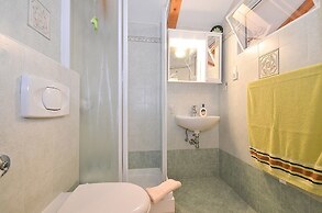 Bella Vista Apartments