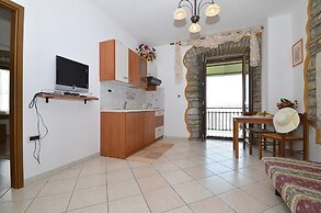 Bella Vista Apartments