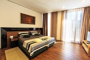 Royal Sealine - Rozino