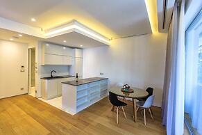 Royal Sealine - Rozino