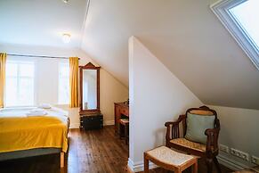 Bankinn - Hotel by Aldan