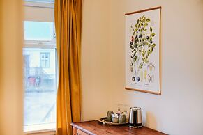 Bankinn - Hotel by Aldan