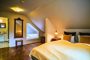 Bankinn - Hotel by Aldan