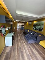 Deluxe Beach Residence