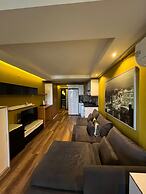 Deluxe Beach Residence