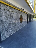 Deluxe Beach Residence