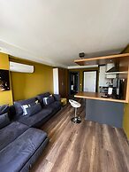 Deluxe Beach Residence