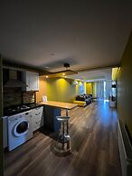 Deluxe Beach Residence