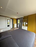 Deluxe Beach Residence