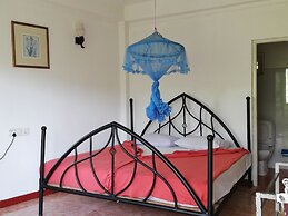 Tea Garden Holiday Inn