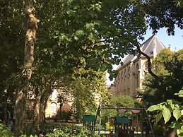 Blue Lodge in Bordeaux