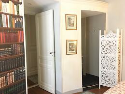 Blue Lodge in Bordeaux