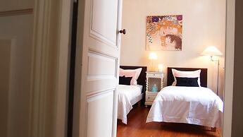 Blue Lodge in Bordeaux