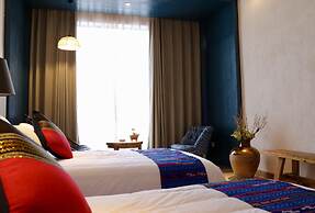 The Twelve Manor•Terraces Lodge