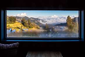 The Twelve Manor•Terraces Lodge