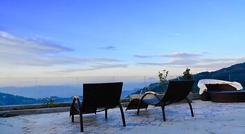 The Twelve Manor•Terraces Lodge