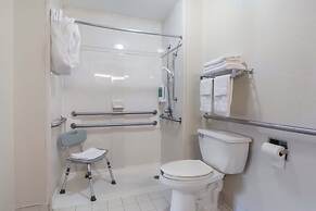 1 Life Studio and Suites