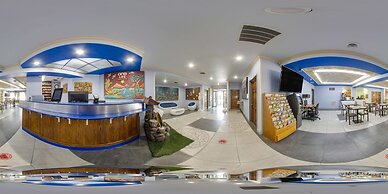 1 Life Studio and Suites