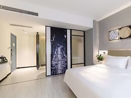 ibis Styles Chengdu Chunxi Taikoo Li Hotel