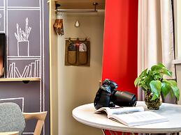 ibis Yichang Bayi Rd