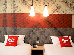 ibis Yichang Bayi Rd