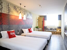 ibis Yichang Bayi Rd