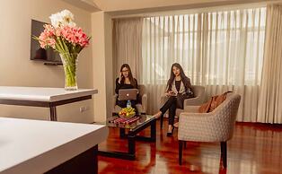 Group House Apart Hotel