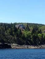 Whale House Guest House