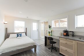 Whale House Guest House