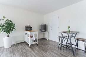 Whale House Guest House