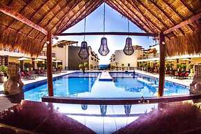 Aldea Thai 06 by Tripintravel
