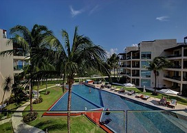 Elements 217 by Tripintravel