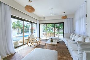 Oceanfront Exclusive Home