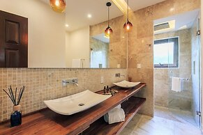 Oceanfront Exclusive Home